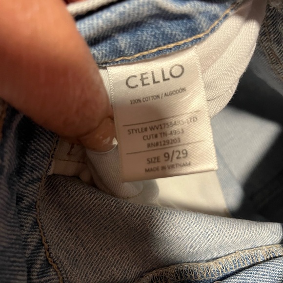 Cello Women’s Light Wash Blue Denim Jeans - Picture 4 of 15